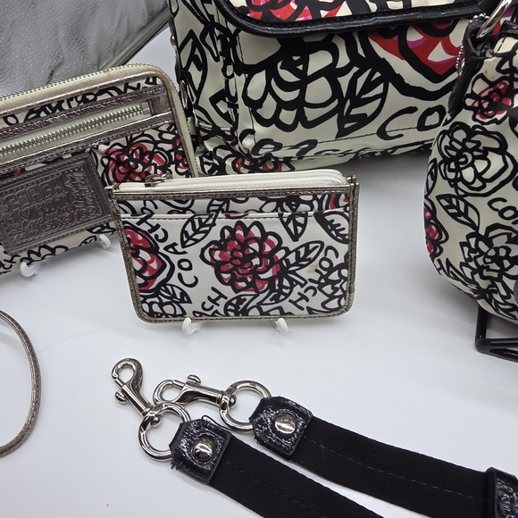 Coach Poppy Graffiti Daisy Kyra Black Red Tote Purse Wallet Wristlet Bag 7 Peice - Picture 5 of 16